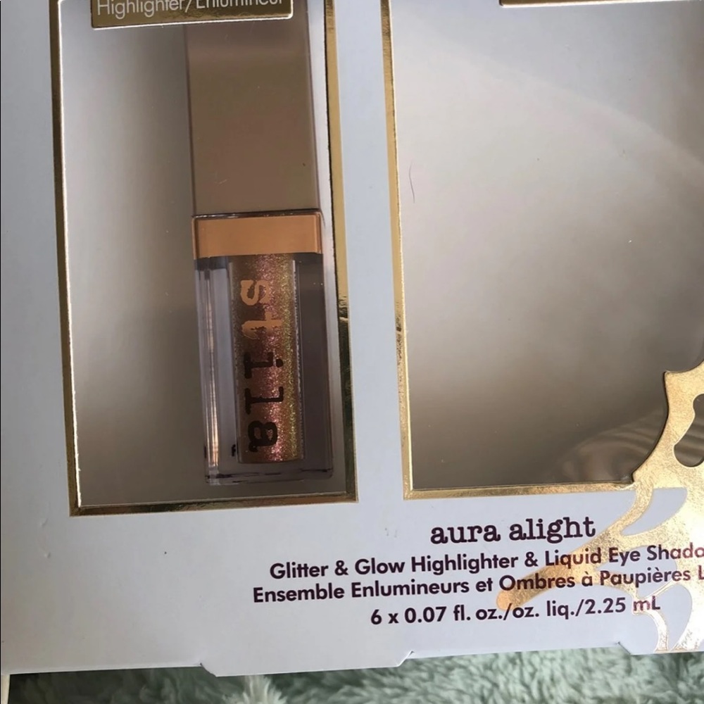 Stila glitter and glow eyeshadow in Painted Lady